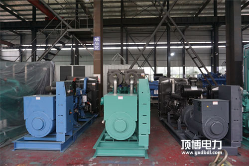 柴油發(fā)電機(jī)組氣門間隙過大過小都不行，一定要重視